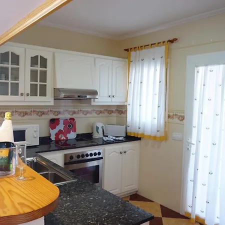 شقة فندقية Apartamentos Punta Prima Beach 2*