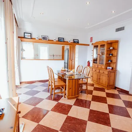 Apartamentos Punta Prima Beach شقة فندقية بونتا بريما