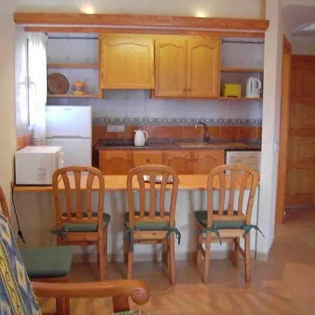 Apartamentos Punta Prima Beach بونتا بريما