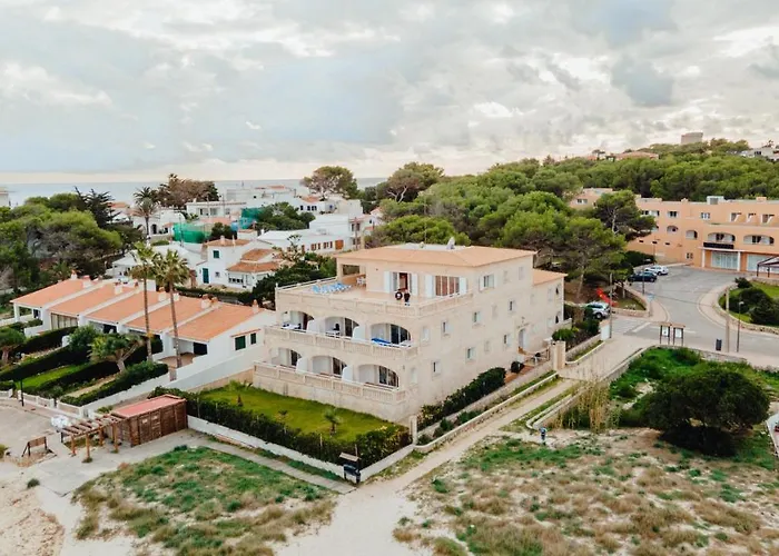 蓬塔普里玛旅馆 2* 蓬塔普里马