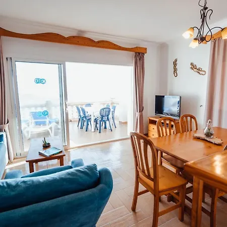 Apartamentos Punta Prima Beach Ξενοδοχείο με διαμερίσματα