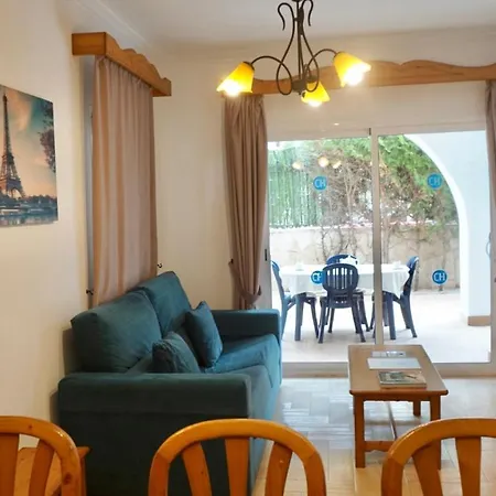 Aparthotel Apartamentos Punta Prima Beach 2*