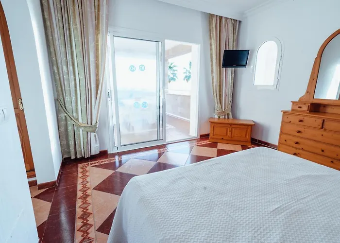 Apartamentos Punta Prima Beach 2* Punta Prima