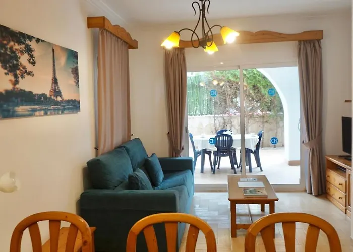 Apartmanhotel Apartamentos Punta Prima Beach 2*