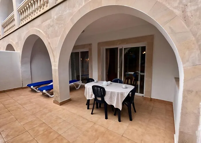 Apartamentos Punta Prima Beach 2*