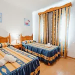 Apartamentos Punta Prima Beach 2* Punta Prima (Menorca)