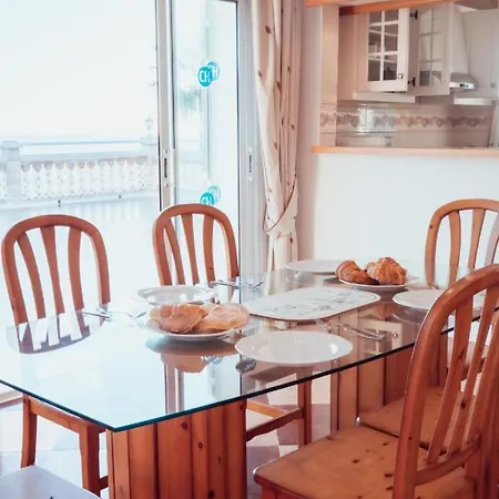 Apartahotel Apartamentos Punta Prima Beach Punta Prima (Menorca)