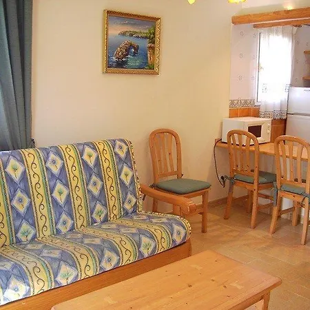 Punta Prima Aparthotel 2*