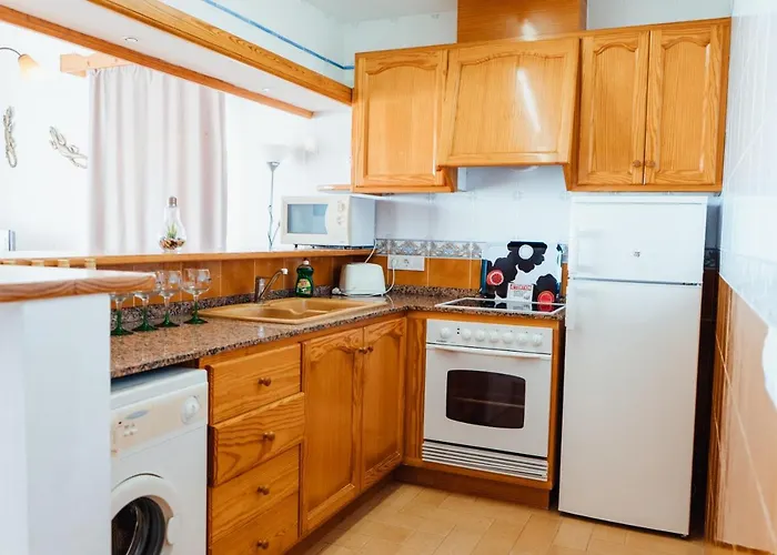 Apartamentos Punta Prima Beach 2*