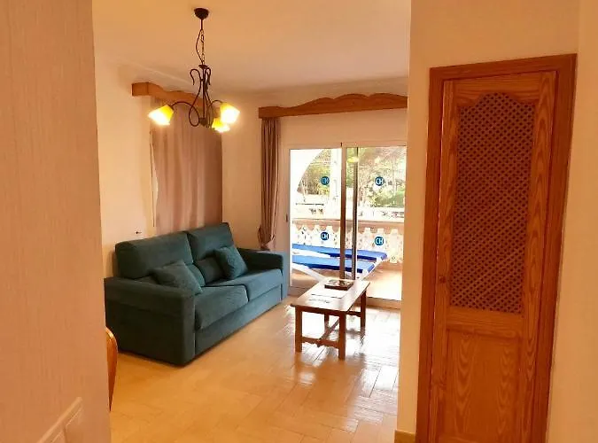 Hotel apartamentowy Apartamentos Punta Prima Beach Punta Prima (Menorca)